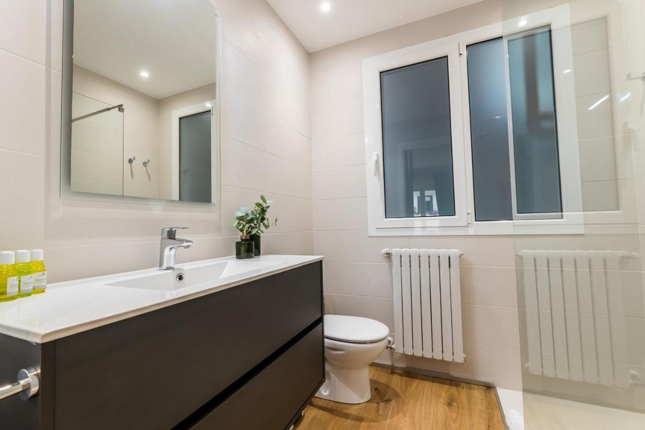 Apartament Gran Via By Sweet Sant Sebastià